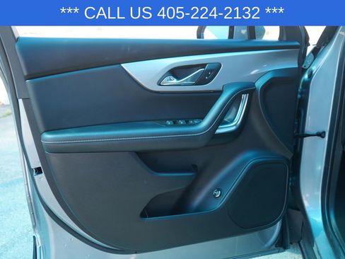 Used 2024 Chevrolet Blazer LT w/ Convenience Package FWD image 16