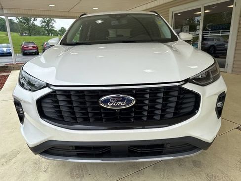 Used 2024 Ford Escape Platinum AWD/4WD image 13