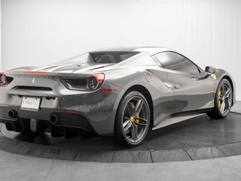 Used 2017 Ferrari 488 Spider RWD image 15