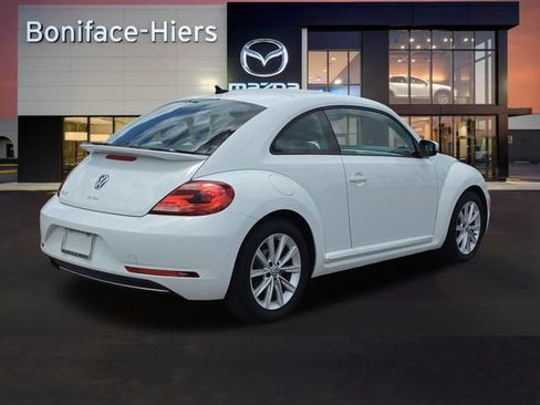 Used 2017 Volkswagen Beetle 1.8T SE FWD image 11