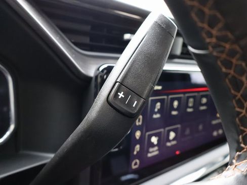 Used 2025 GMC Sierra 2500 AT4 w/ AT4 Premium Plus Package image 29