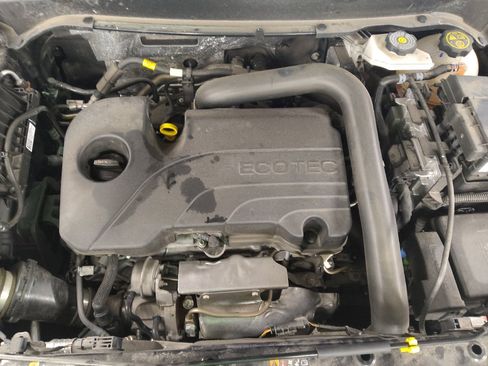 Used 2024 Chevrolet Equinox LT image 30