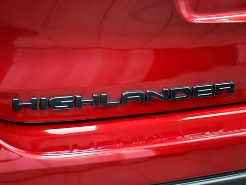 Used 2024 Toyota Highlander XSE AWD/4WD image 94