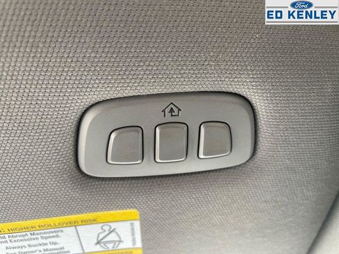 Used 2019 Ford F150 Lariat image 17