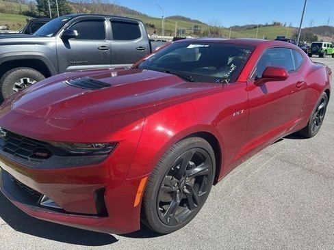 Used 2022 Chevrolet Camaro LT w/ RS Package image 41