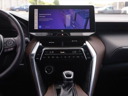 Certified 2023 Toyota Venza XLE AWD/4WD image 26
