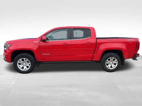 Used 2017 Chevrolet Colorado LT w/ LT Convenience Package AWD/4WD image 2