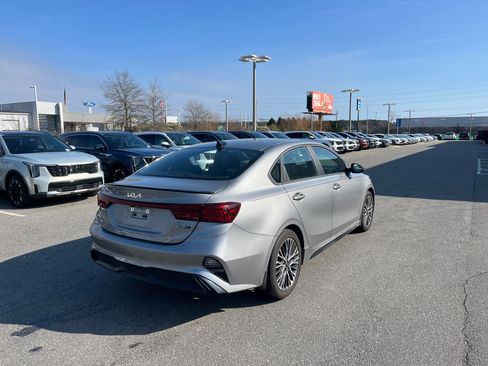 Used 2024 Kia Forte GT-Line w/ GT-Line Premium Package image 7