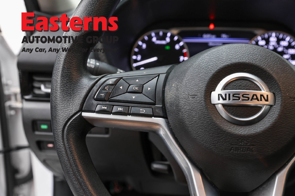 Used 2023 Nissan Sentra SV FWD image 16