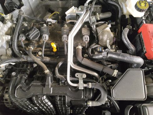 Used 2024 Mitsubishi Outlander SE image 30