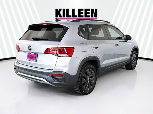 Used 2024 Volkswagen Taos S FWD image 7