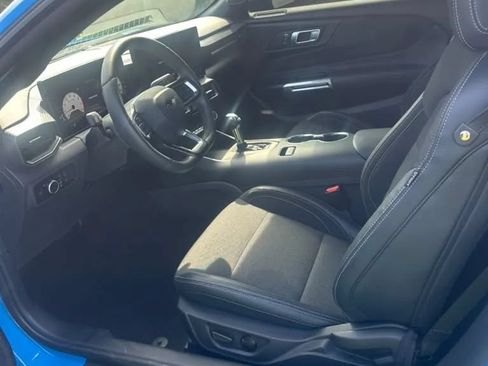 Used 2024 Ford Mustang Coupe RWD image 9