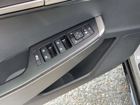 New 2026 Kia EV6 Wind RWD image 18