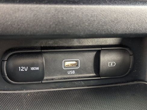 Used 2024 Kia Forte LXS image 17