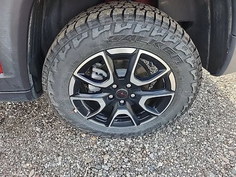 Used 2025 Jeep Compass Trailhawk AWD/4WD image 25