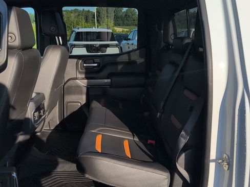 Used 2020 GMC Sierra 1500 AT4 w/ AT4 Premium Package AWD/4WD image 13