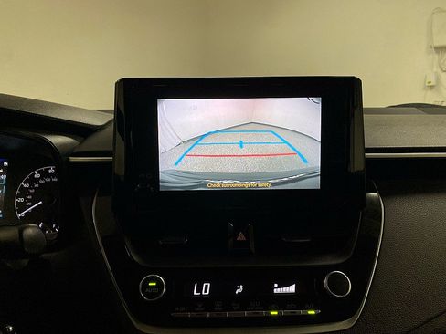 Used 2023 Toyota Corolla Hybrid Sedan image 19