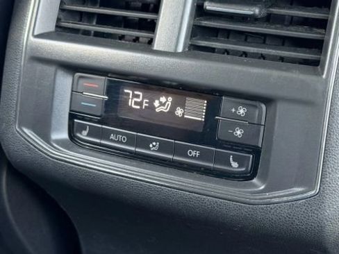 Used 2019 Volkswagen Atlas SEL Premium image 21