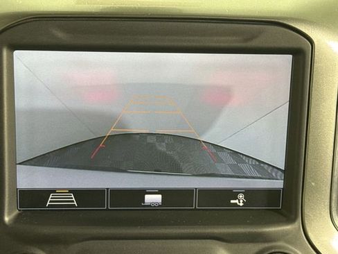 Used 2020 Chevrolet Silverado 1500 LT w/ All-Star Edition image 23