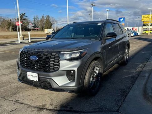 New 2026 Ford Explorer ST-Line w/ ST-Line Street Pack image 33