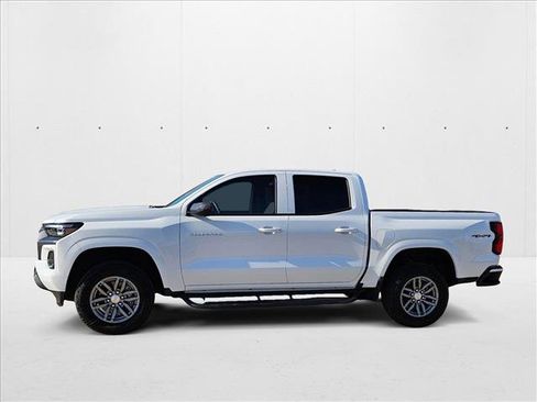 New 2026 Chevrolet Colorado LT w/ LT Convenience Package AWD/4WD image 5