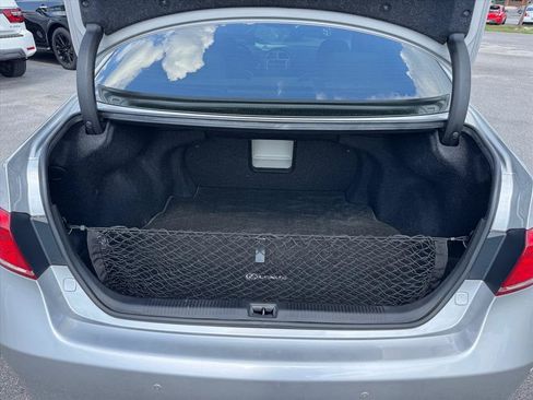 Used 2011 Lexus ES 350 FWD image 16