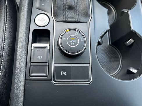 Used 2021 Volkswagen Atlas SE AWD/4WD image 73