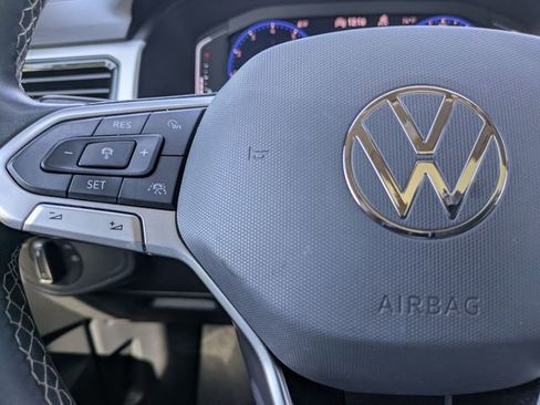 Used 2021 Volkswagen Atlas SEL Premium AWD/4WD image 16