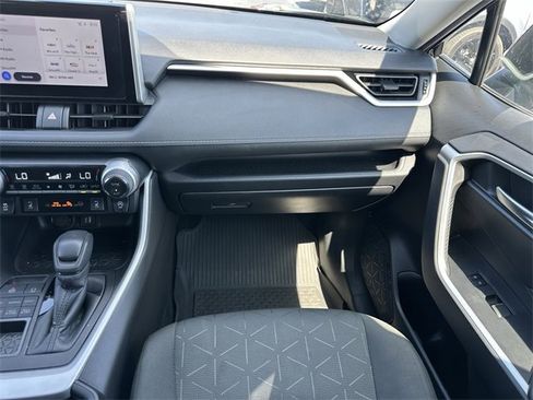 Used 2024 Toyota RAV4 XLE image 15