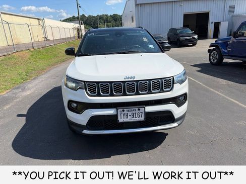 Used 2024 Jeep Compass Limited AWD/4WD image 2