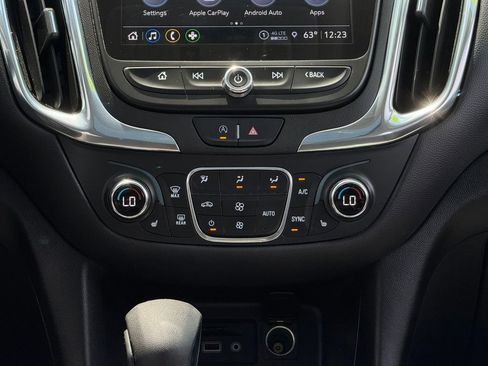 Used 2023 Chevrolet Equinox LT w/ LT True North Edition AWD/4WD image 17