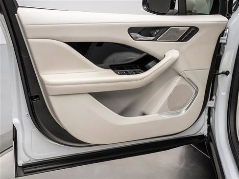Used 2020 Jaguar I-PACE HSE image 25
