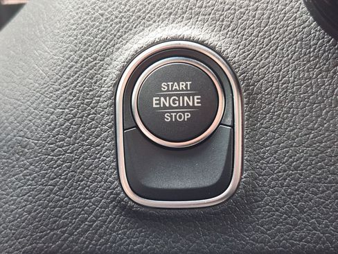 New 2025 Mercedes-Benz Sprinter 2500 image 36