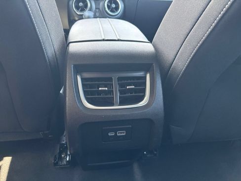 Used 2025 Chevrolet Blazer LT FWD image 23