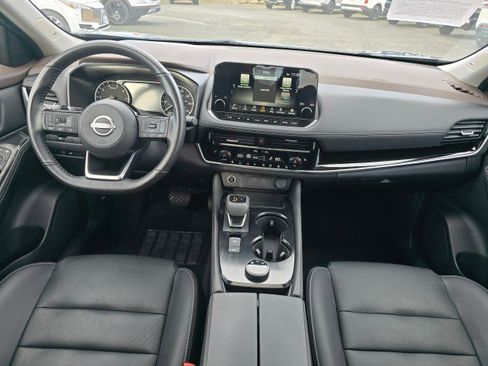 Used 2023 Nissan Rogue SL w/ SL Premium Package image 22