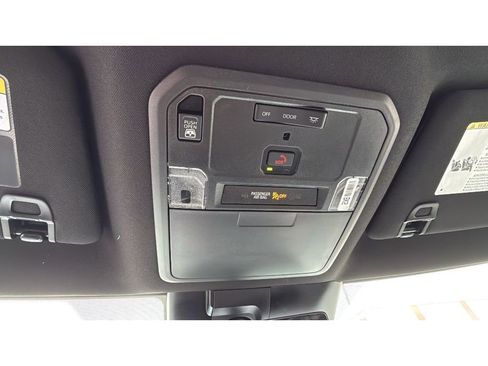New 2026 Toyota Tundra Limited AWD/4WD image 21