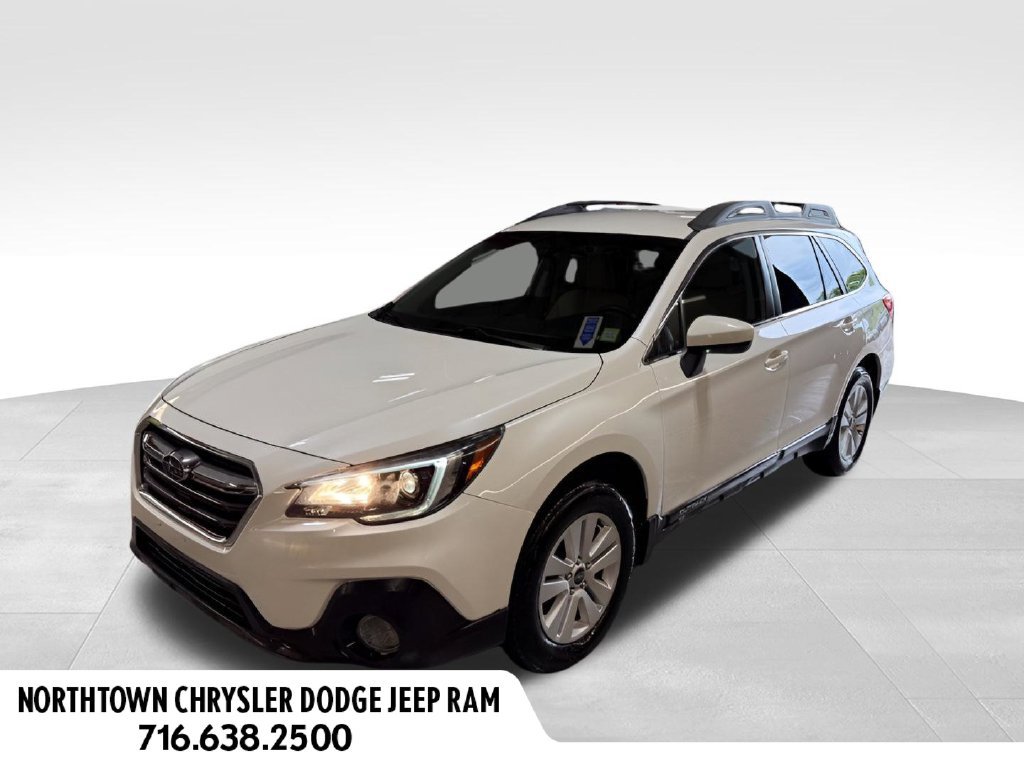 Used 2019 Subaru Outback 2.5i Premium AWD/4WD image 1