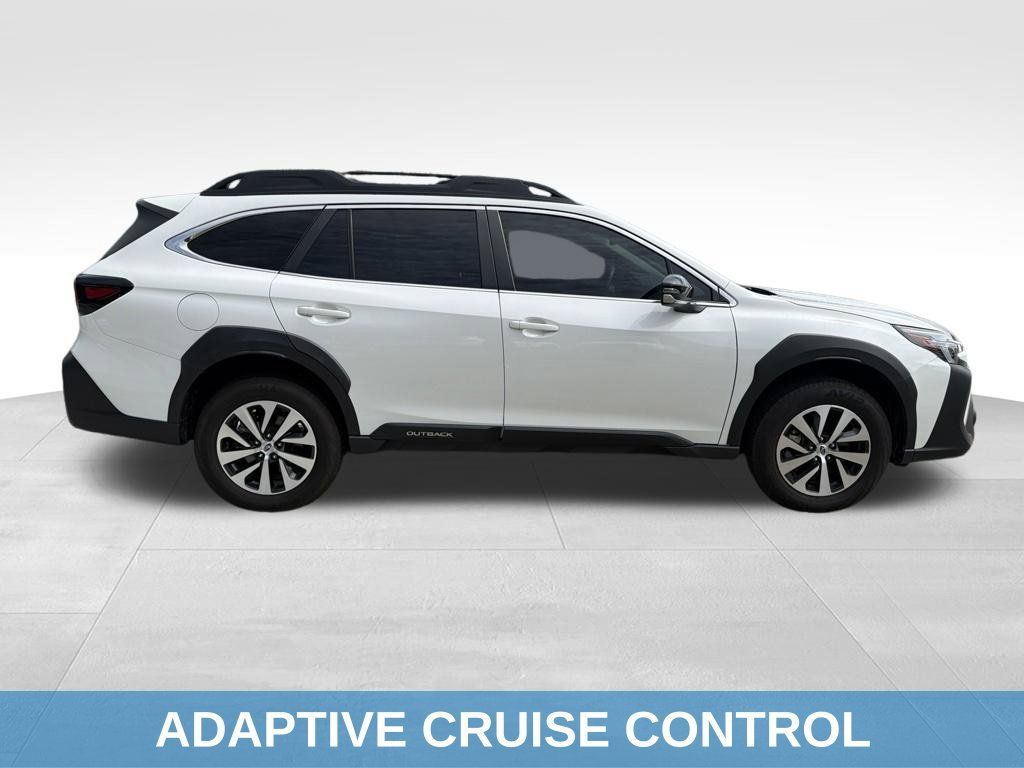 Used 2024 Subaru Outback Premium AWD/4WD image 18