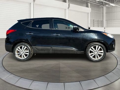 Used 2010 Hyundai Tucson Limited w/ Premium Pkg 4 image 2