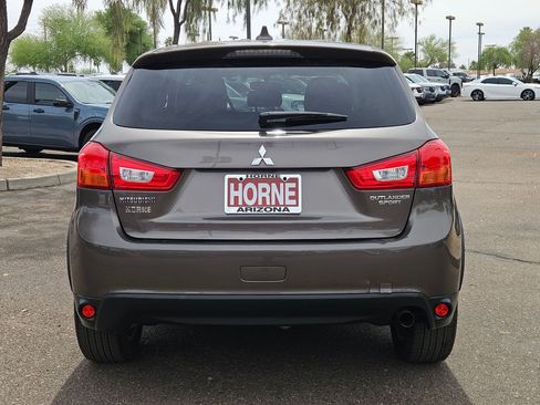 Used 2017 Mitsubishi Outlander Sport ES FWD image 6