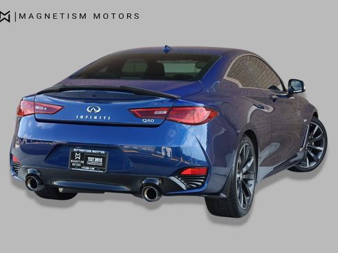 Used 2019 INFINITI Q60 3.0t Luxe w/ Cargo Package RWD image 11
