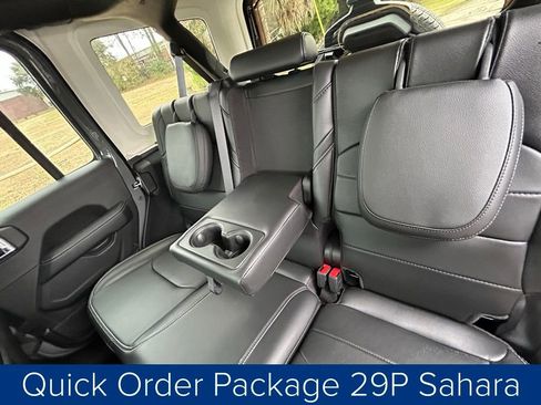 Used 2023 Jeep Wrangler Unlimited Sahara w/ Cold Weather Group image 18