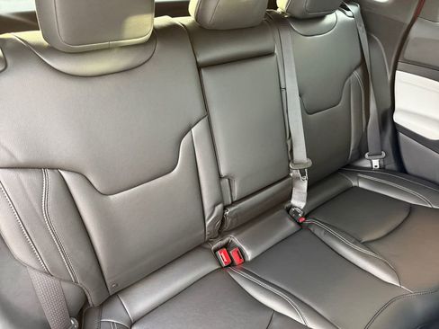 New 2026 Jeep Compass Limited image 16