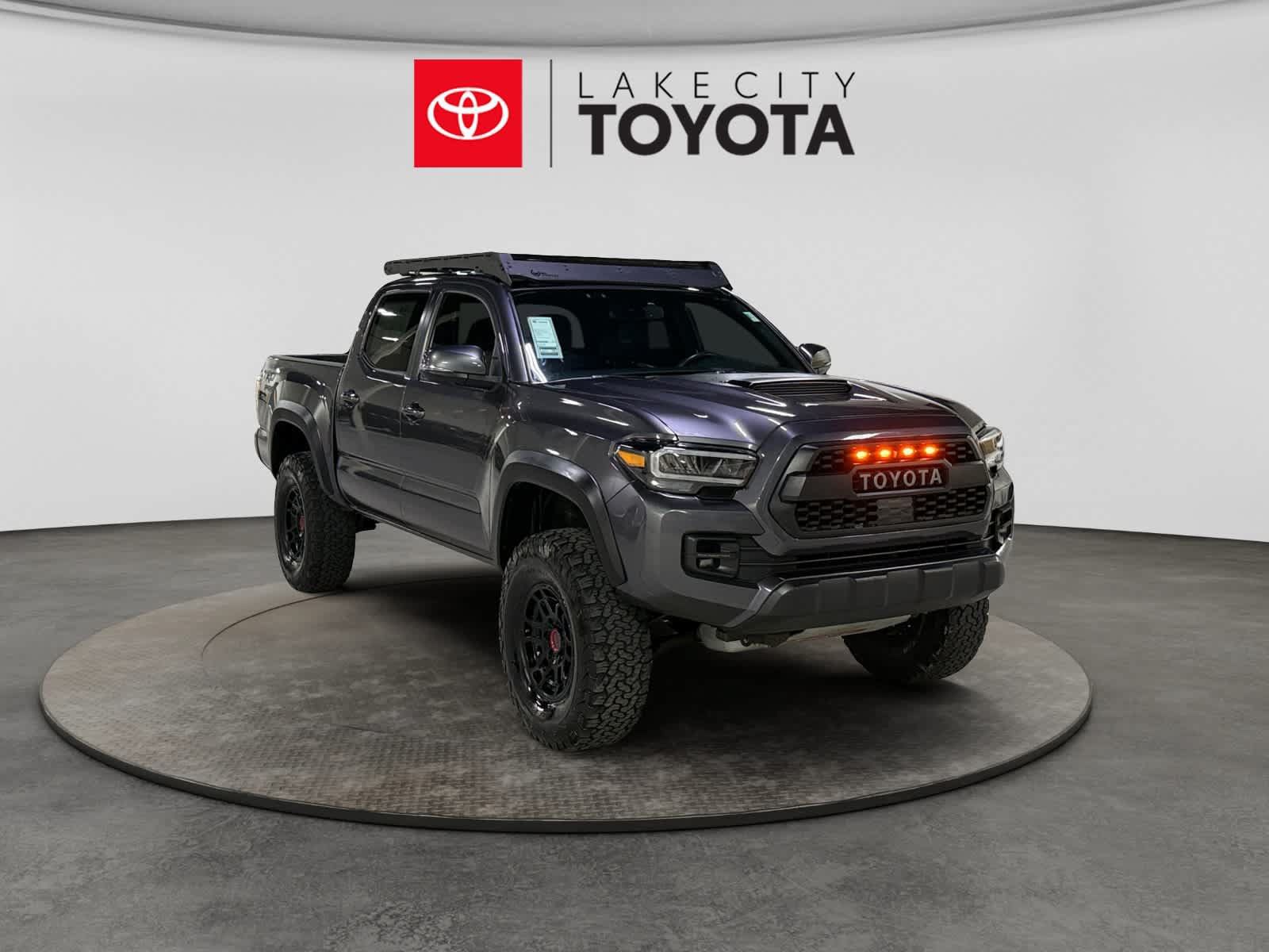 Used 2022 Toyota Tacoma TRD Pro AWD/4WD image 13