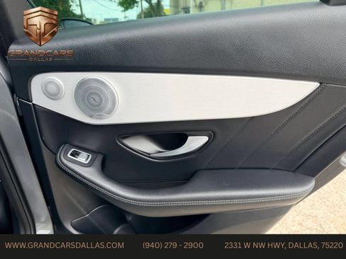 Used 2021 Mercedes-Benz C 300 Sedan w/ AMG Line image 21