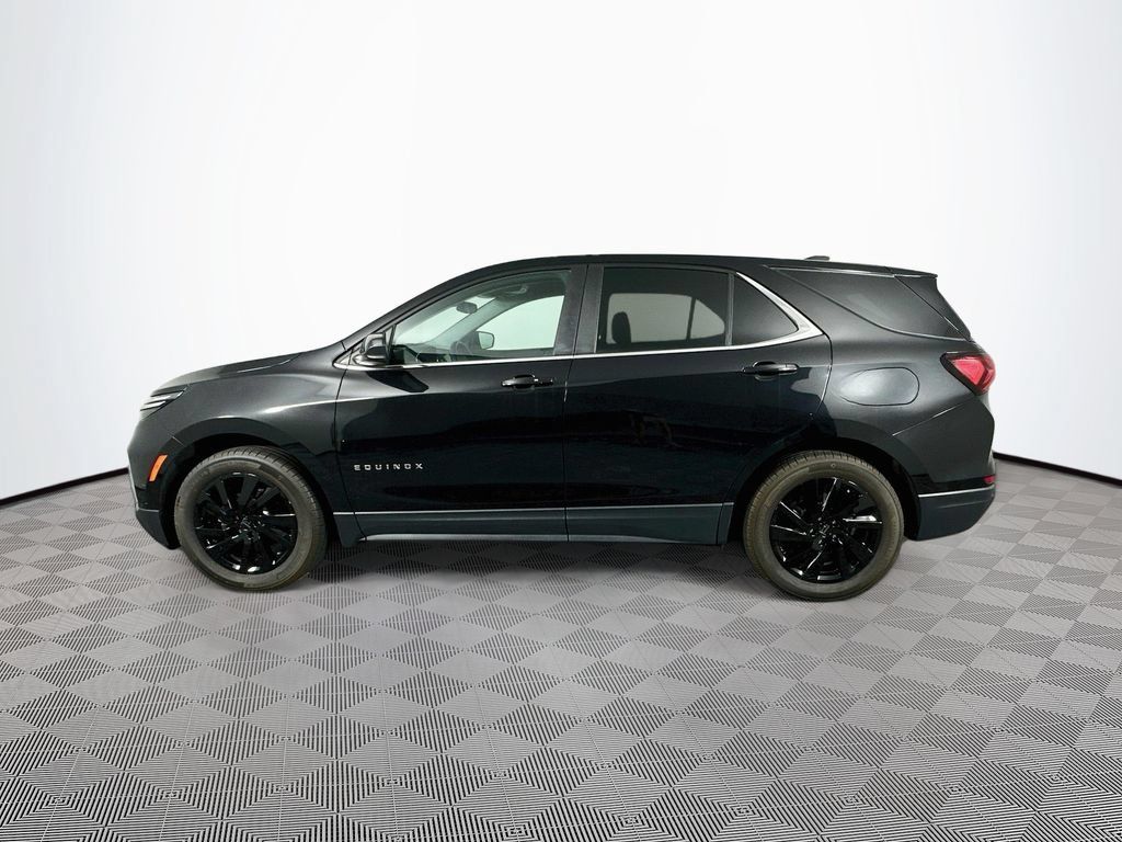 Used 2024 Chevrolet Equinox LT w/ LPO, Floor Liner Package FWD image 6