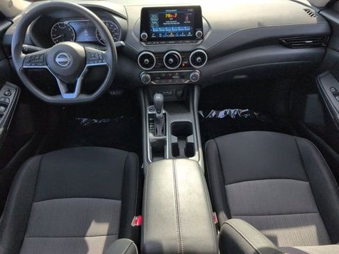 Used 2025 Nissan Sentra SV FWD image 25