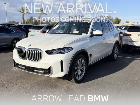 Used 2024 BMW X5 xDrive40i w/ Premium Package AWD/4WD image 1