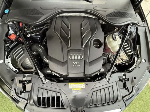 Used 2019 Audi A8 L 3.0T w/ Luxury Package image 40