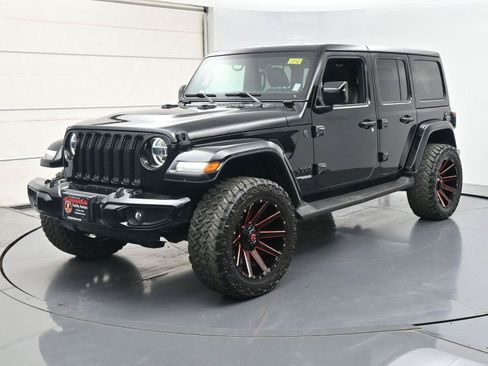 Used 2021 Jeep Wrangler Unlimited Sahara AWD/4WD image 1